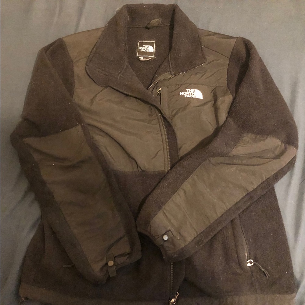 Black Women’s Northface Denali Fleece Jacket